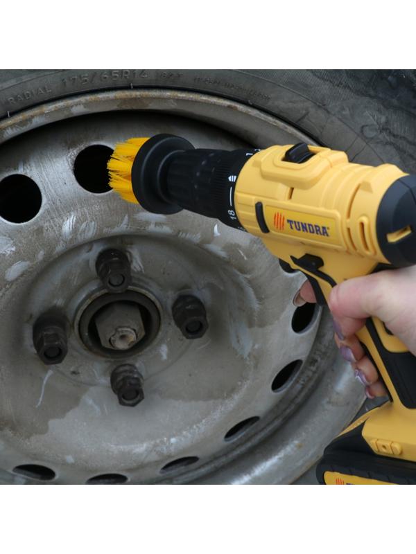 Насадка щетка на шуруповерт ТУНДРА, d=50 мм, высота 25 мм, шестигранный хвостовик