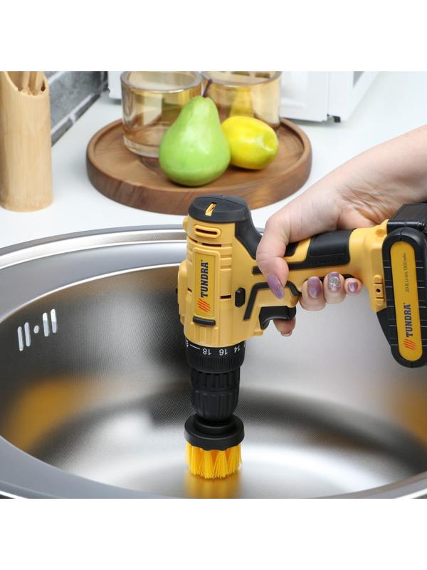 Насадка щетка на шуруповерт ТУНДРА, d=50 мм, высота 25 мм, шестигранный хвостовик