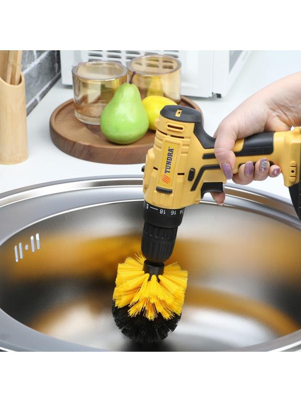 Насадка щетка на шуруповерт ТУНДРА, d=85 мм, высота 125 мм, шестигранный хвостовик