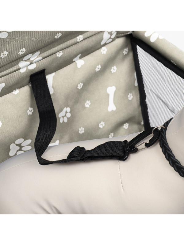 Автокресло для животных 40*30*25 см, серое с белыми лапками и косточками