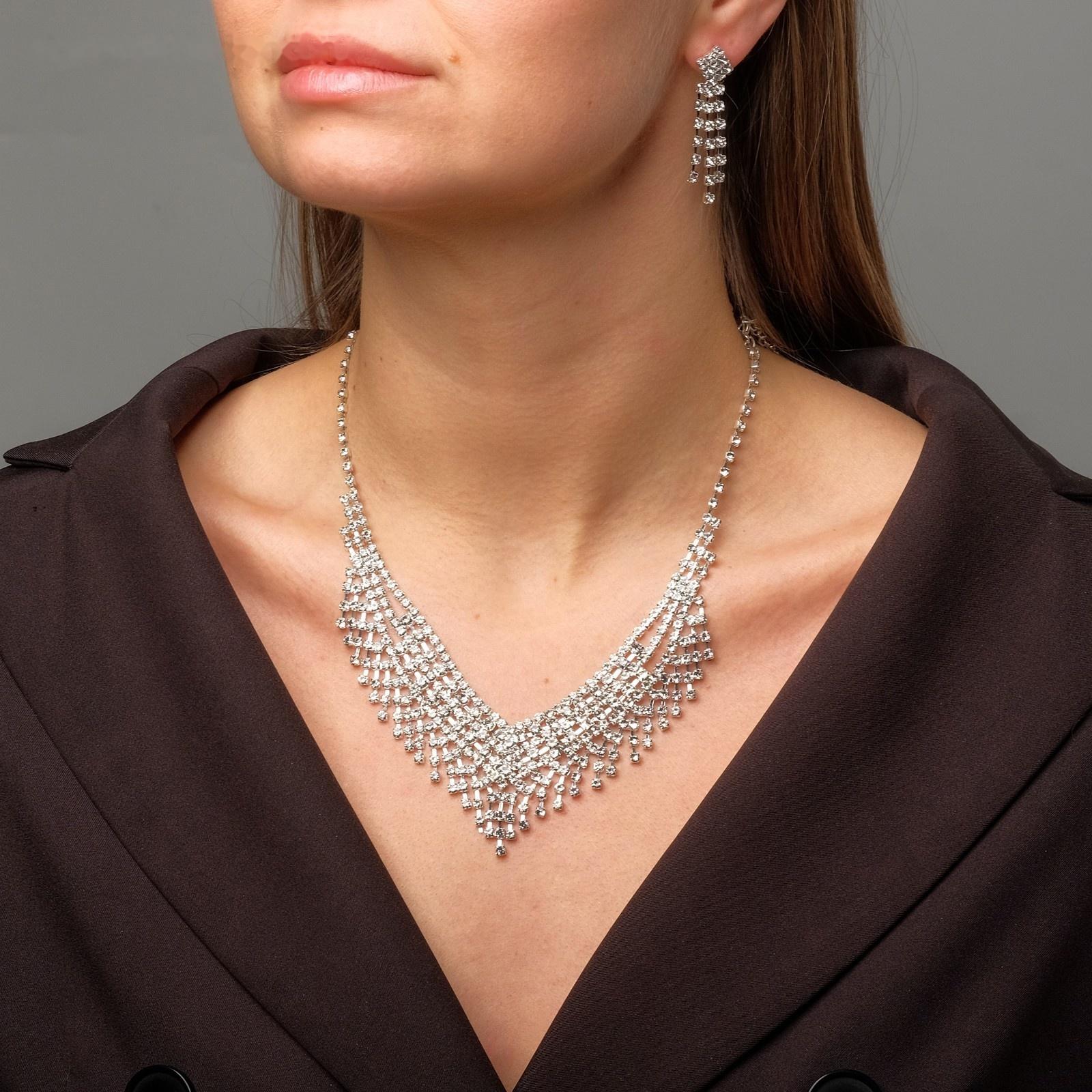 Набор 2 предмета: серьги, колье 