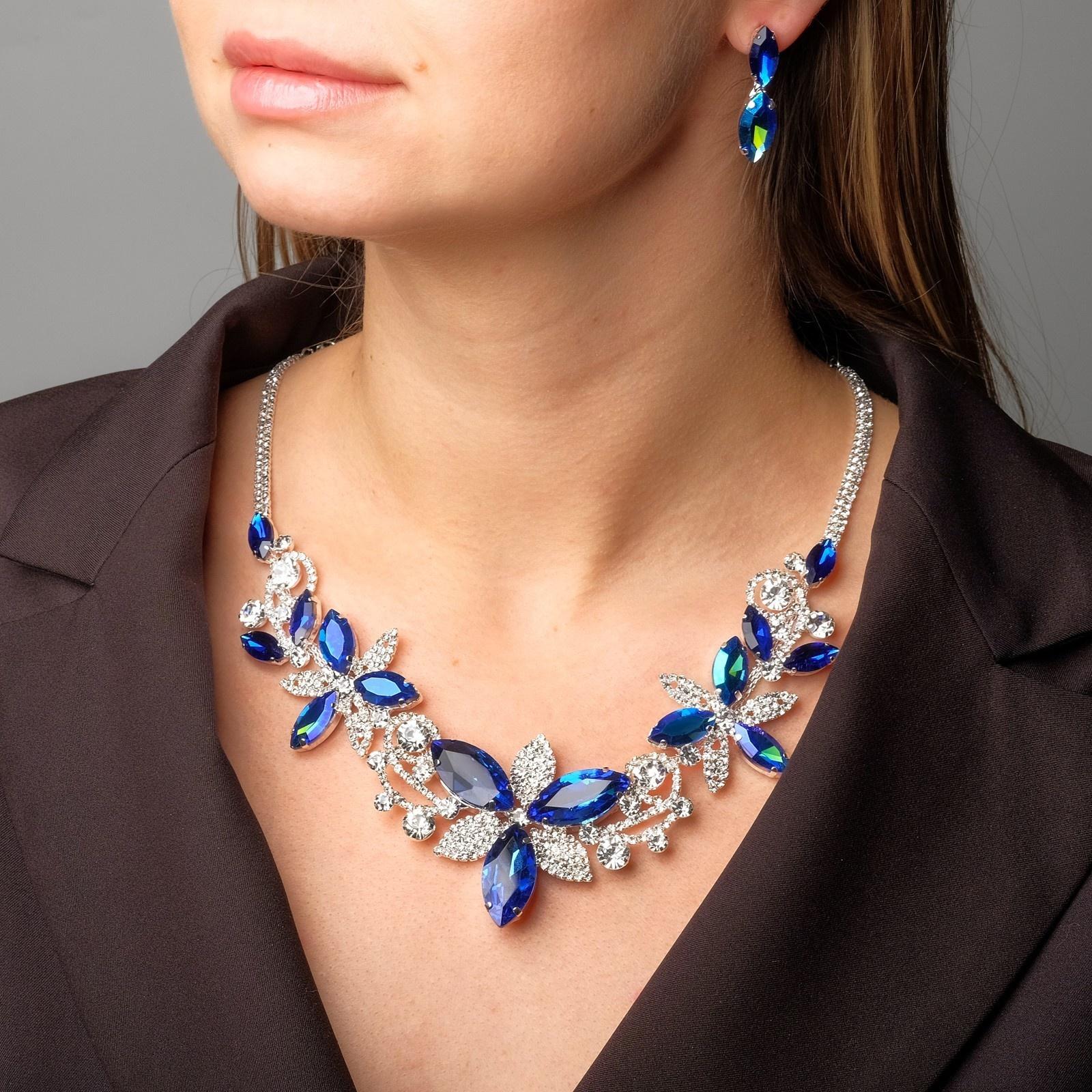 Набор 2 предмета: серьги, колье 