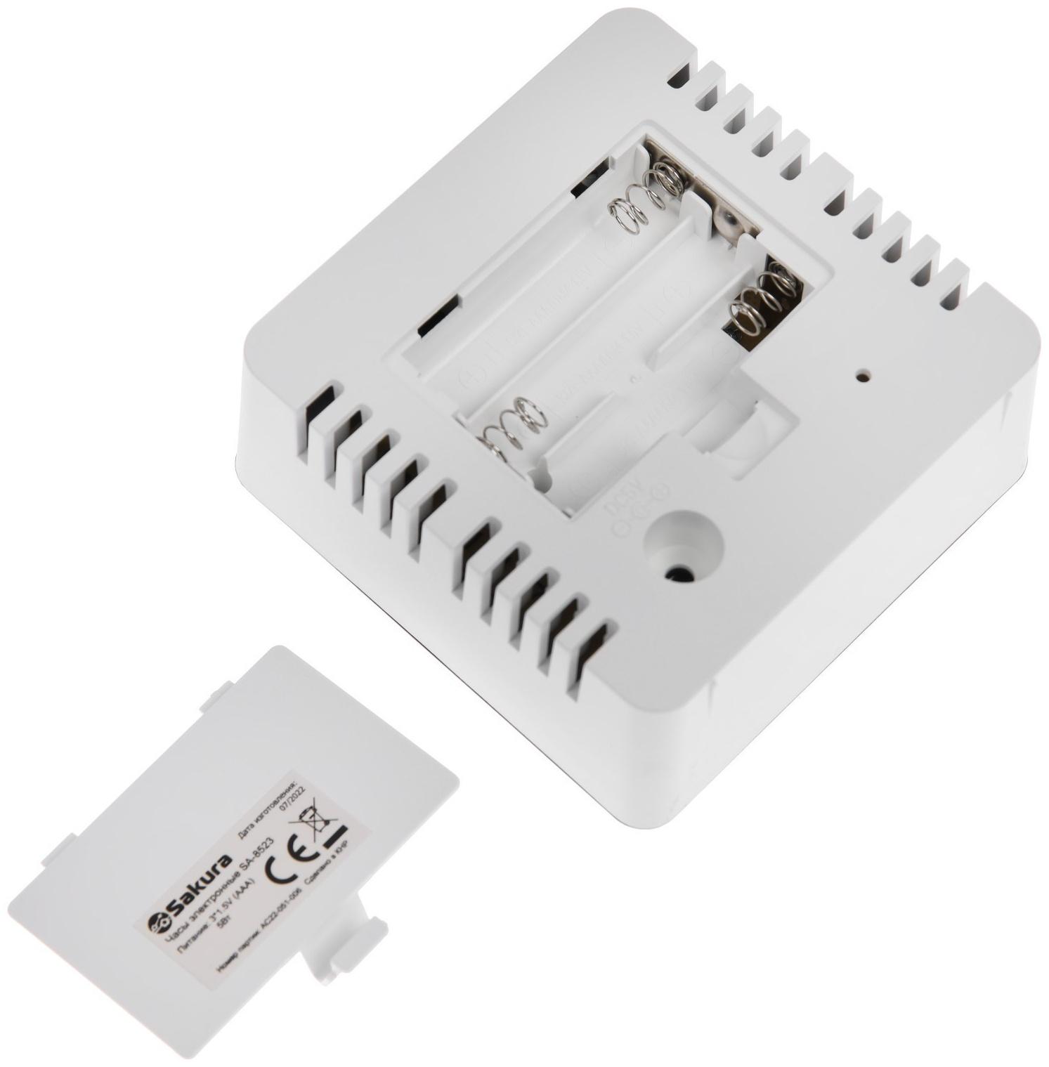 Часы-будильник Sakura SA-8523, электронные, будильник, 3хААА, белые