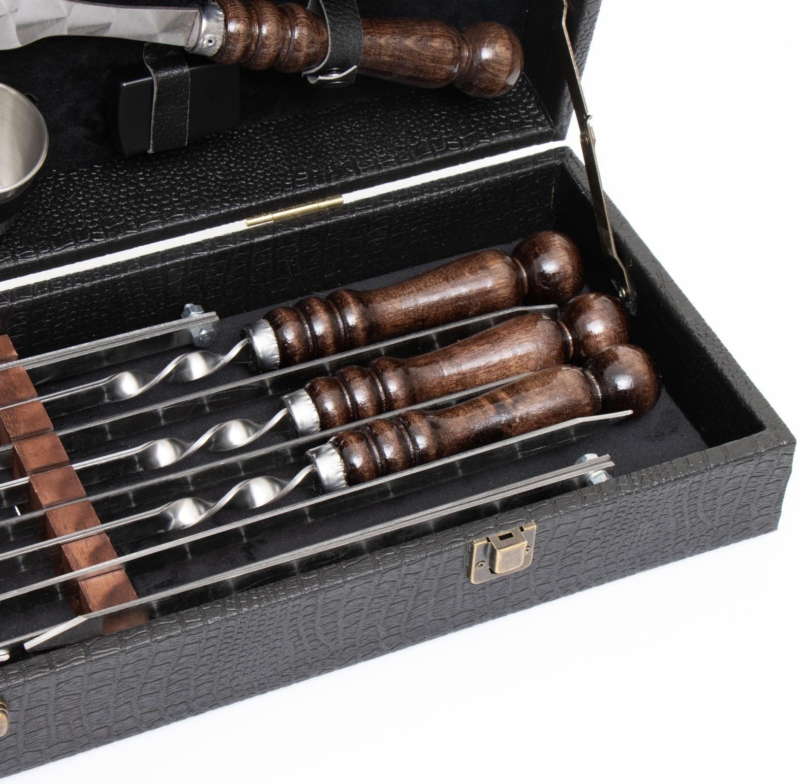 Набор с шампурами подарочный 