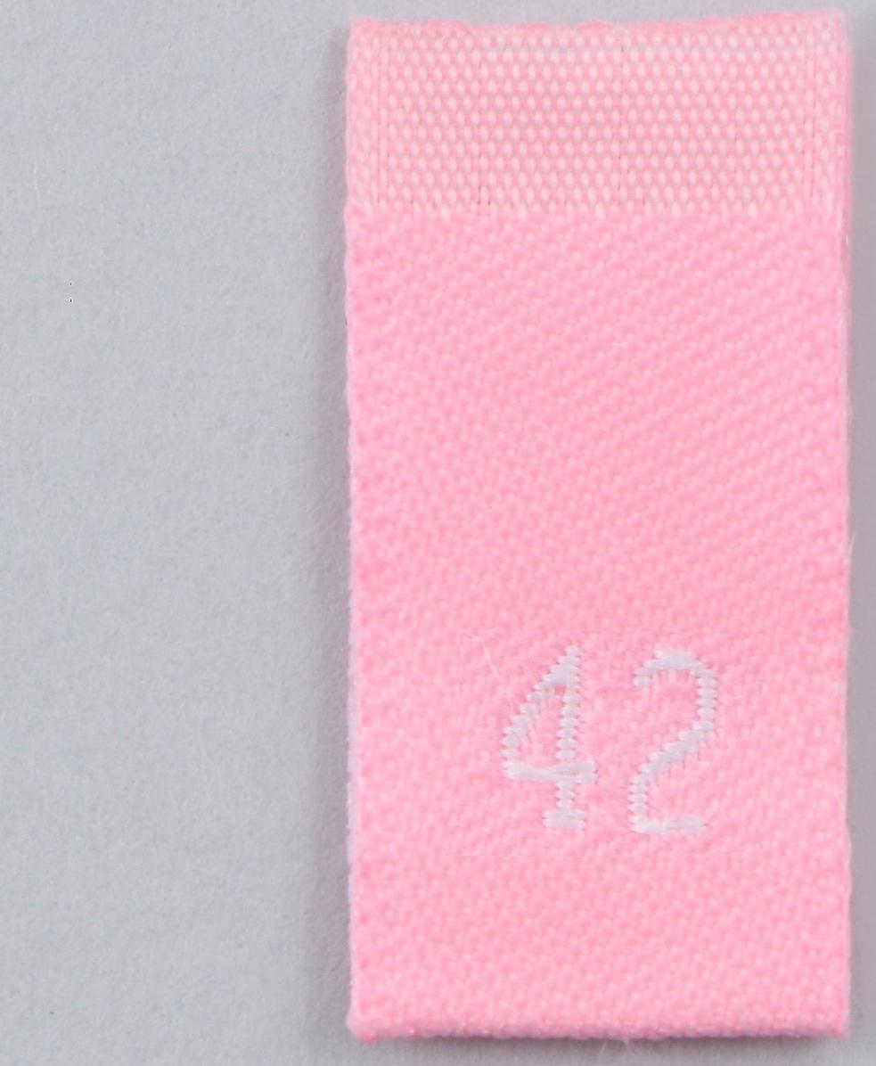 Нашивка текстильная «42», 4.6 х 1.1 см, цвет розовый