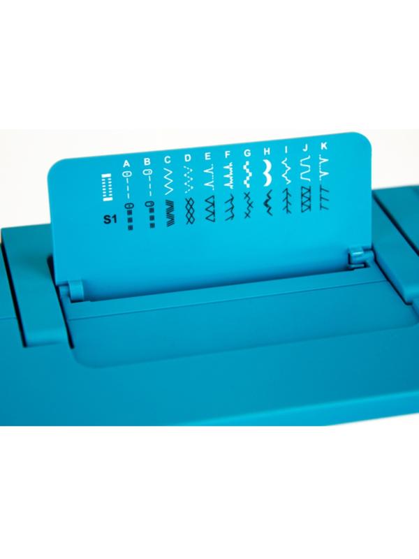 Швейная машина Aurora Style 70, 70 Вт, 23 операции, автомат, бело-голубая