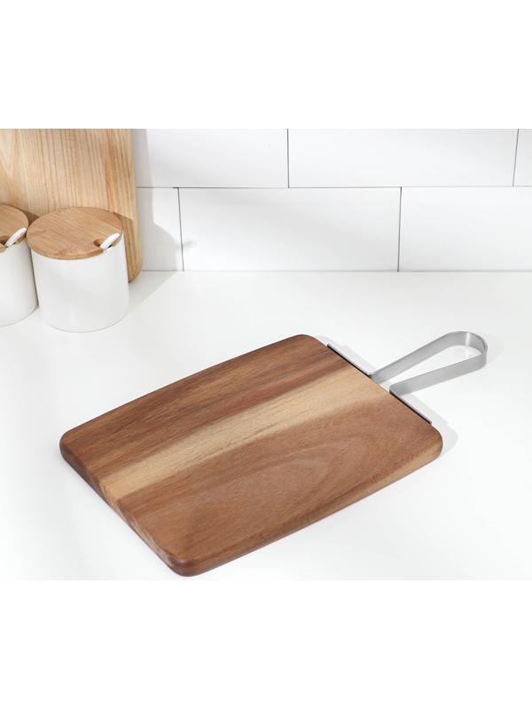Доска разделочная с металлической ручкой, 35,8×20×1,6 см, тропическая акация