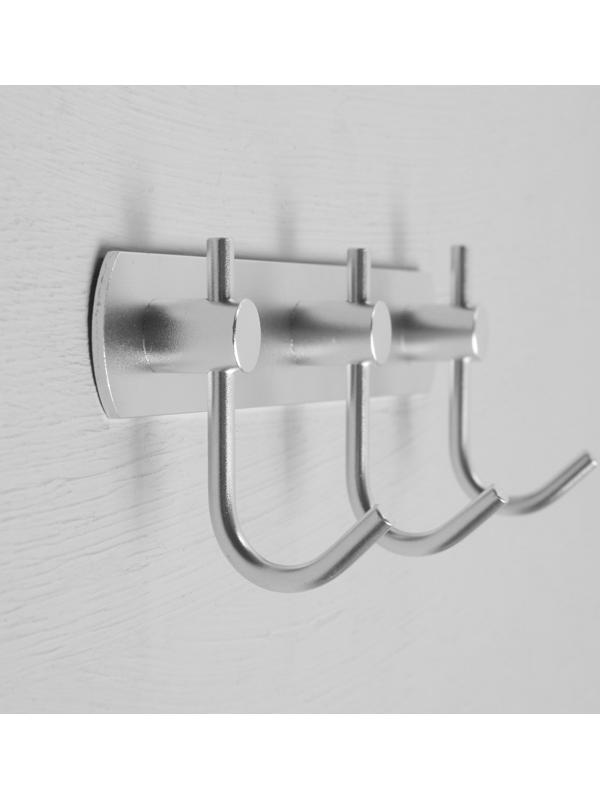 Вешалка с тремя крючками CAPPIO VC100, цвет матовый хром