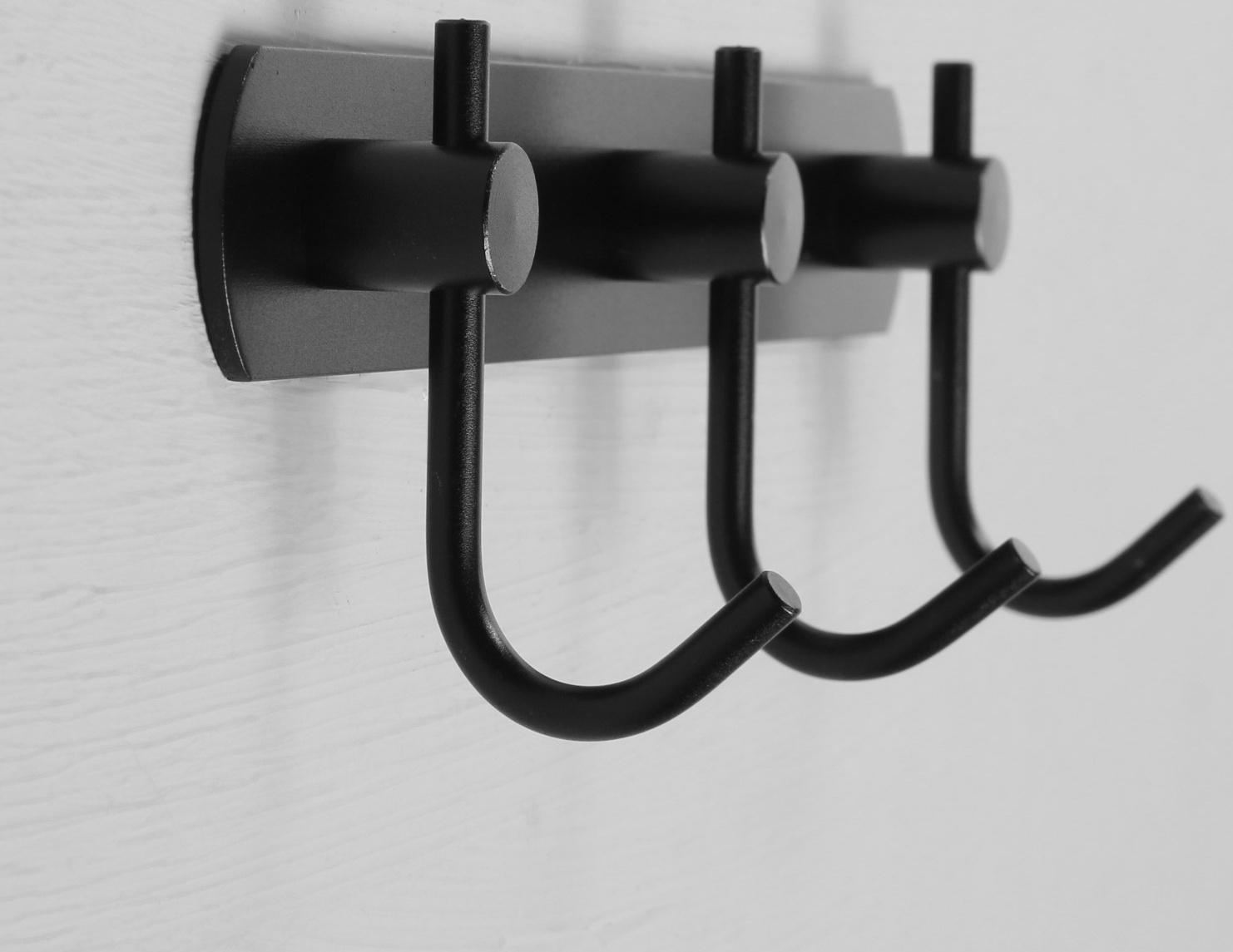 Вешалка с тремя крючками CAPPIO VC100, цвет черный