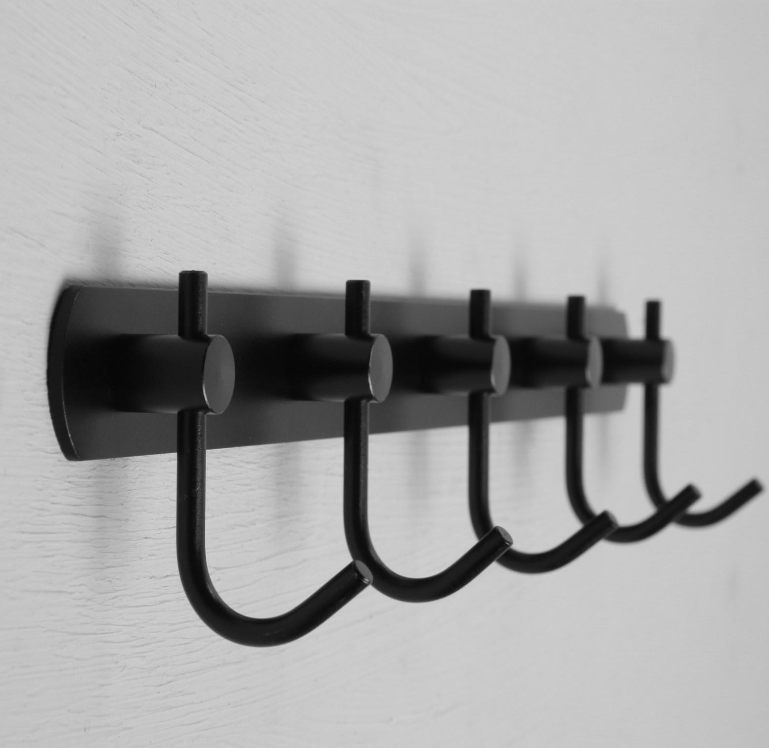Вешалка с пятью крючками CAPPIO VC100, цвет черный
