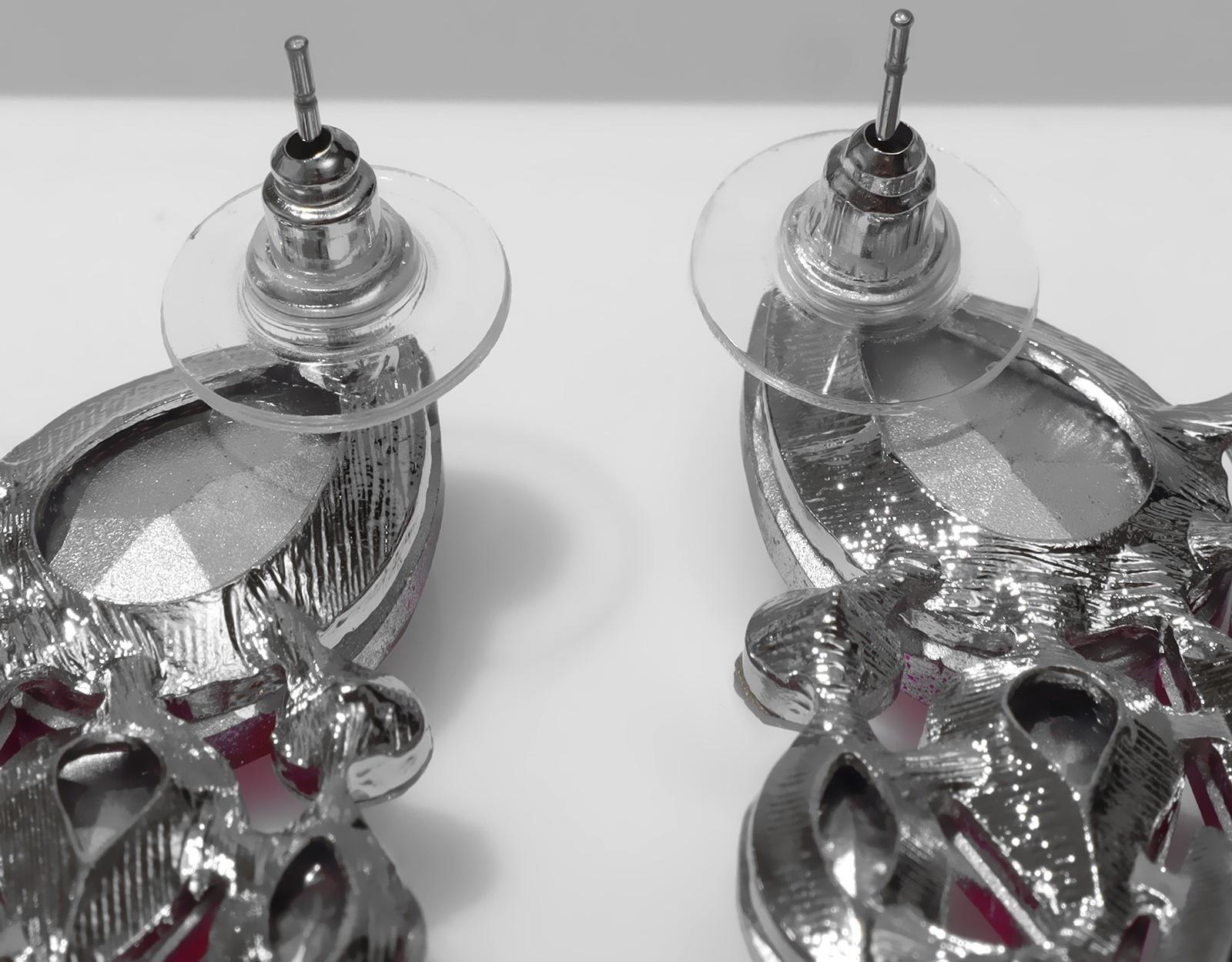 Серьги со стразами 