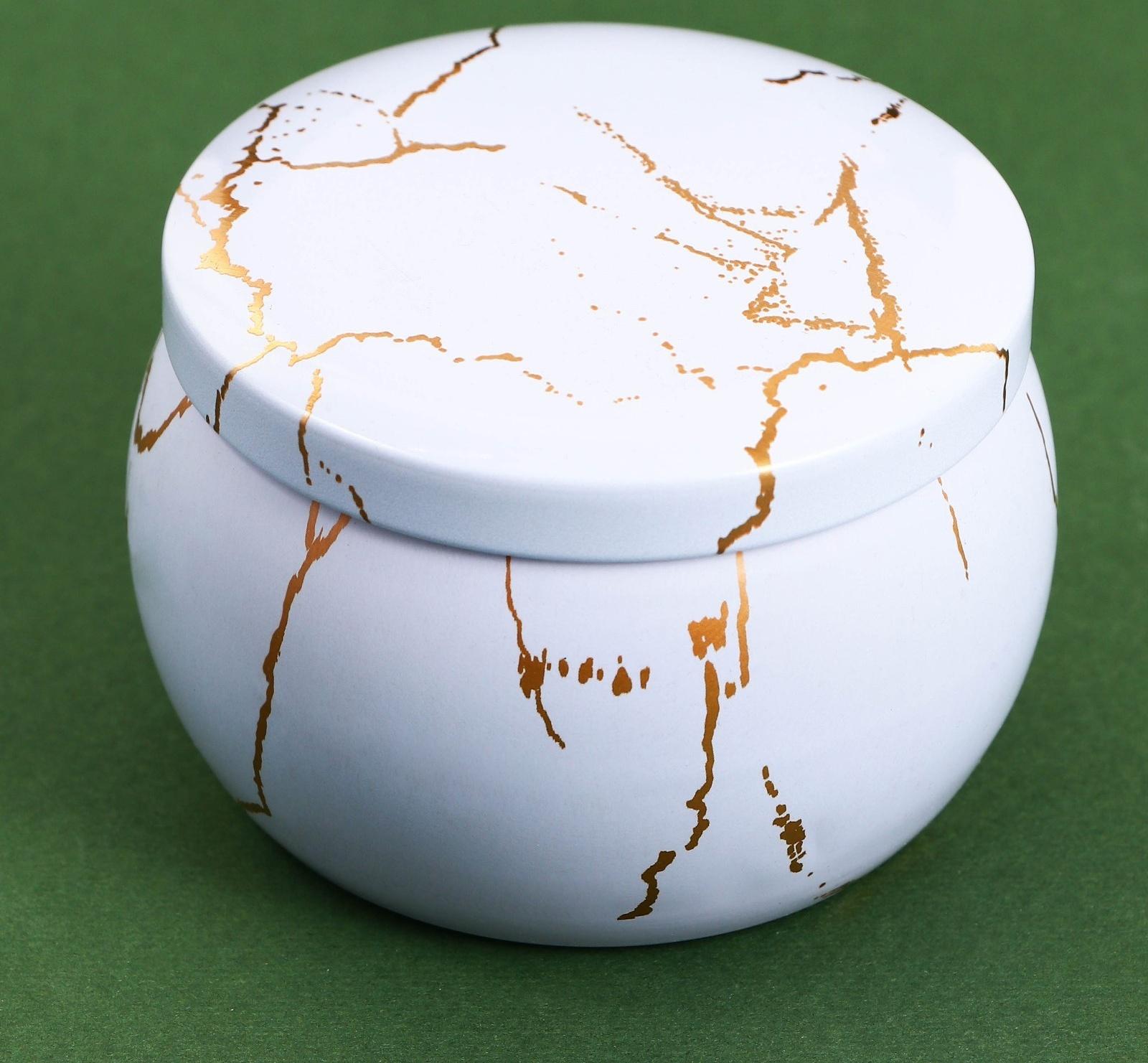 Новогодняя свеча в железной банке «Shine bright», аромат бабл гам, диам. 6 см