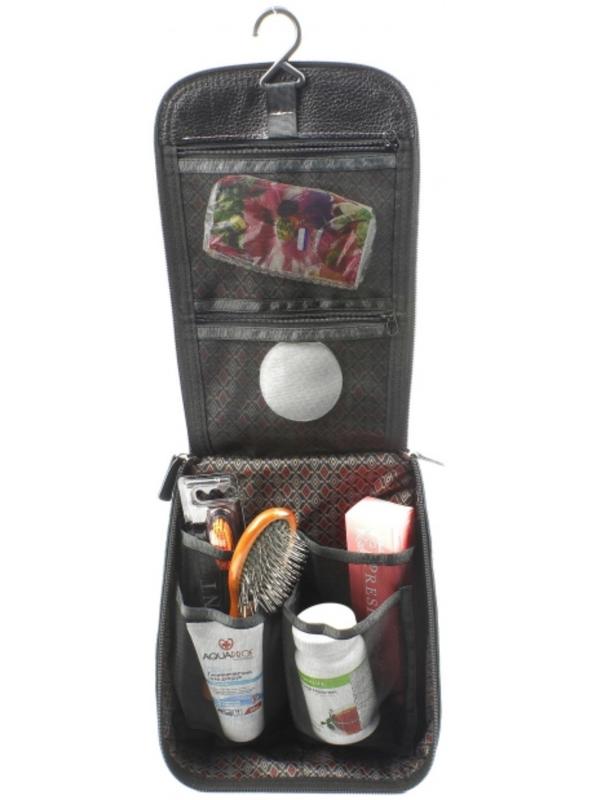 Косметичка дорожная на молнии, цвет чёрный