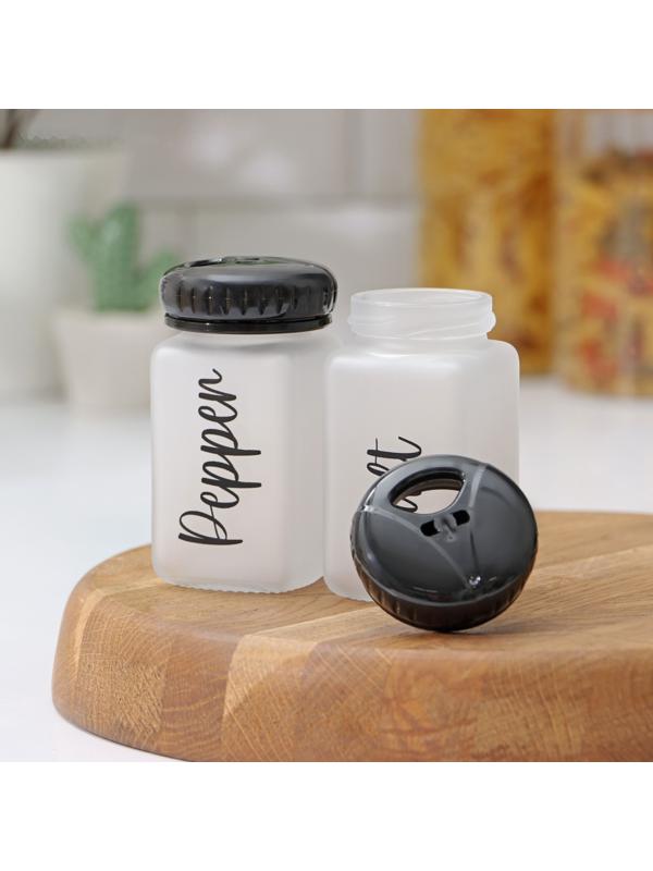 Набор для специй на подставке «Классика», 2 предмета: солонка 150 мл, перечница 150 мл
