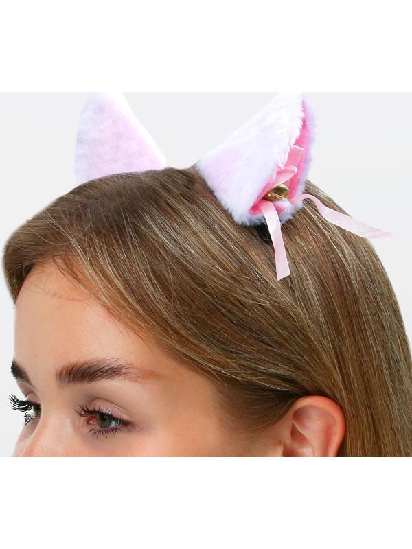 Заколки-ушки на формовой подложке 