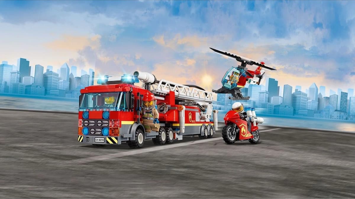 Конструктор Lari «Центральная пожарная станция» 11216 (City 60216) / 985 деталей