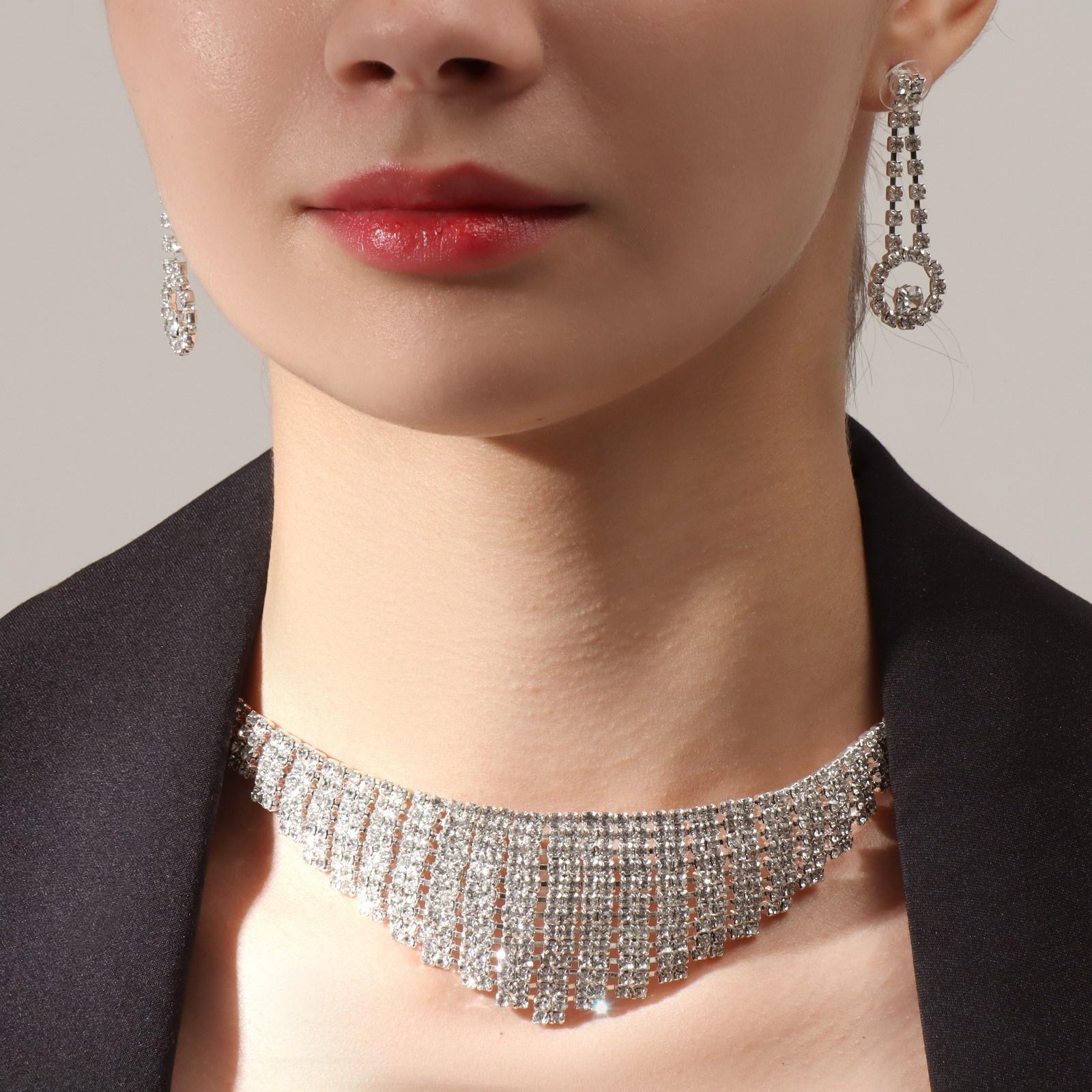 Набор 2 предмета: серьги, колье 