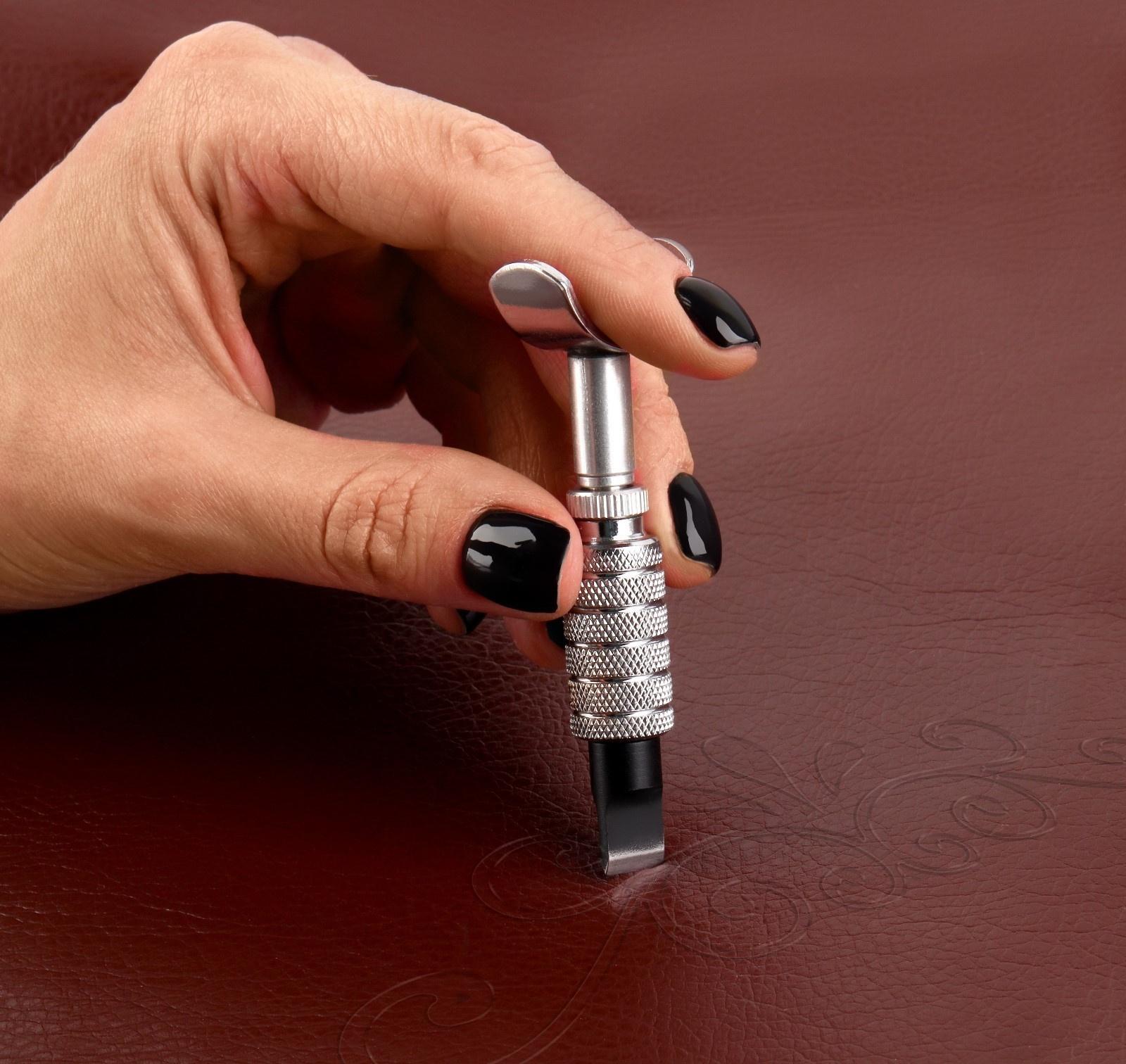 Нож поворотный для тиснения на коже, 9 × 2,7 см, цвет серебряный