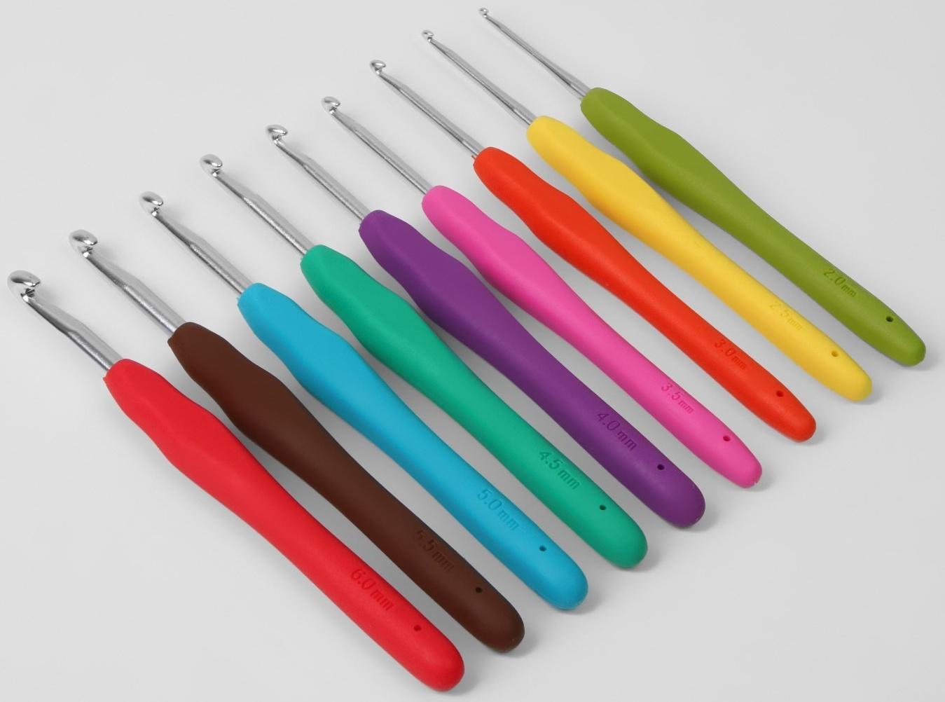 Набор для вязания, 35 предметов, в пенале, 20 × 10,5 × 4 см, цвет мятный