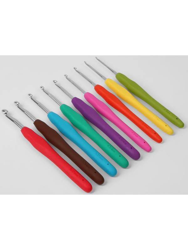 Набор для вязания, 35 предметов, в пенале, 20 × 10,5 × 4 см, цвет мятный