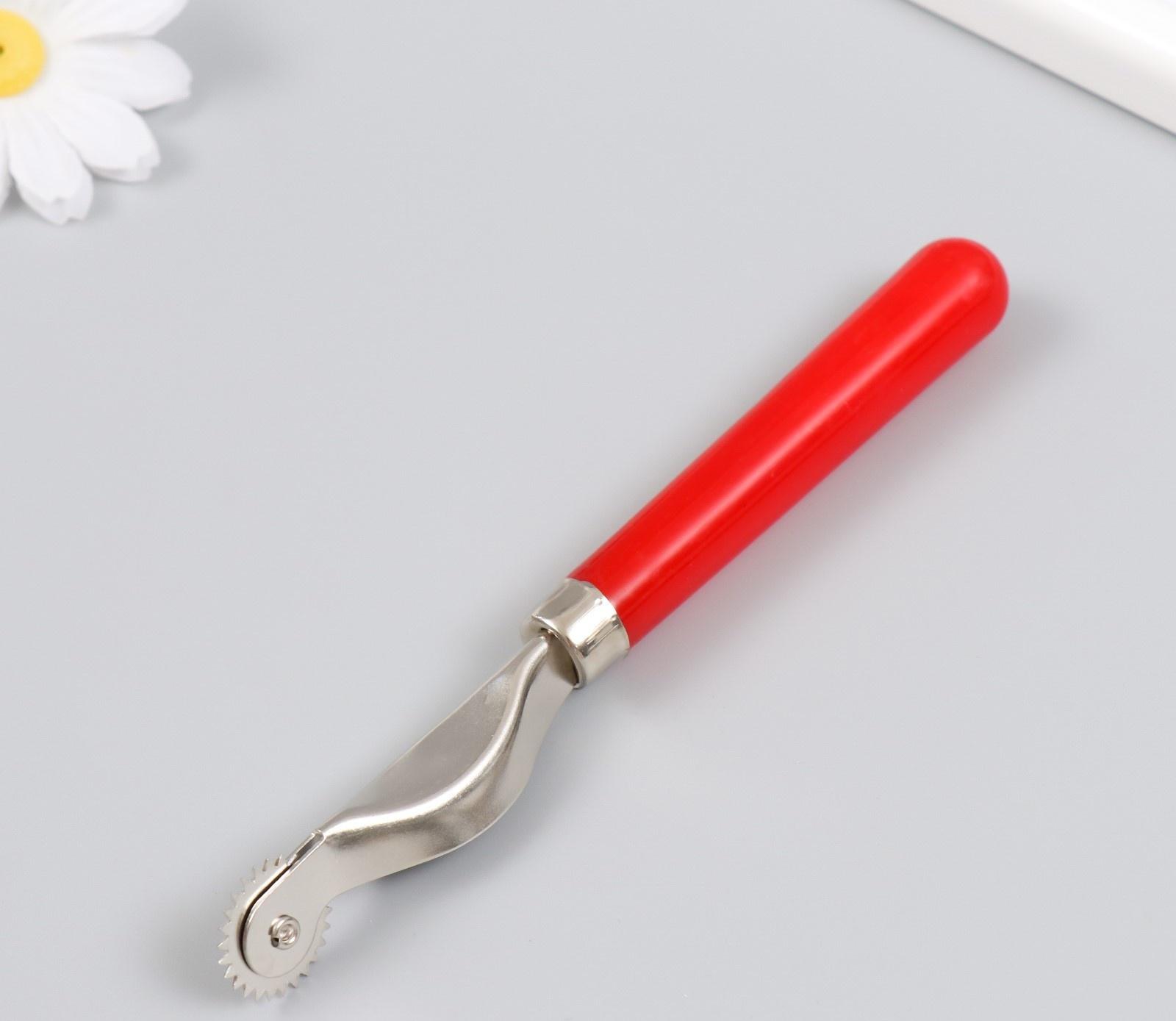 Шовный маркер пластик, металл, красная ручка 15,5 см