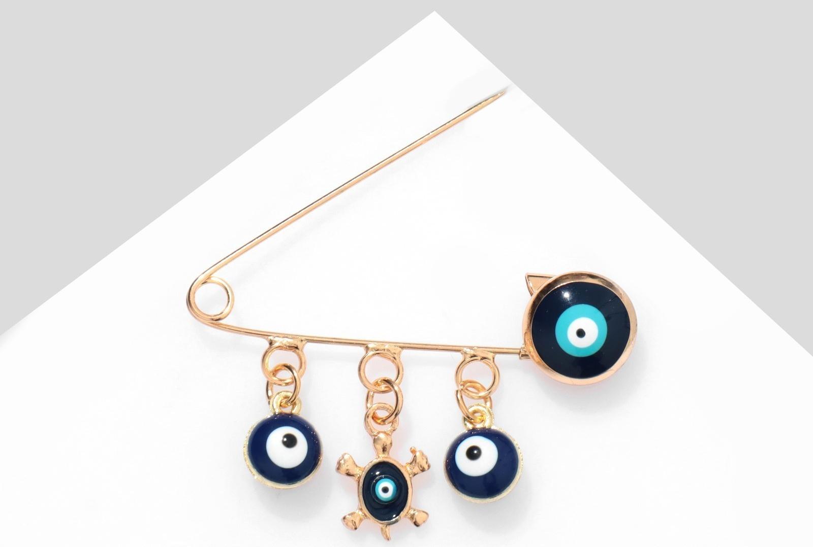 Булавка-оберег 