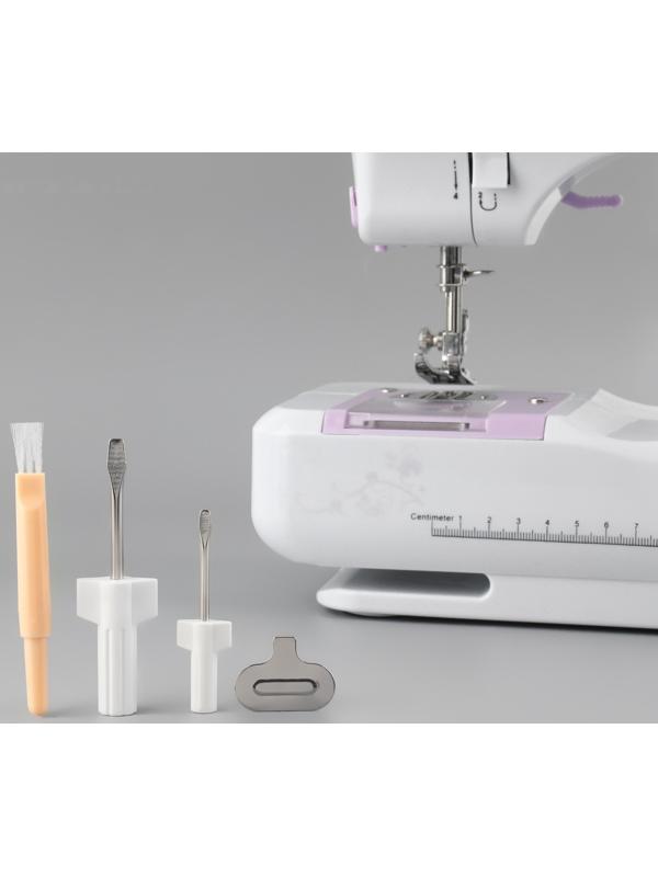 Сервисный набор для швейных машин, 4 предмета: отвёртка, 2 шт, металлический ключ, щётка