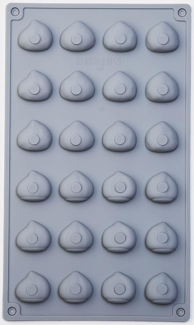 Форма силиконовая для льда и кондитерских украшений Доляна «Орешки», 30×17,5×1,5 см, 24 ячейки (3×2см) , цвет серый