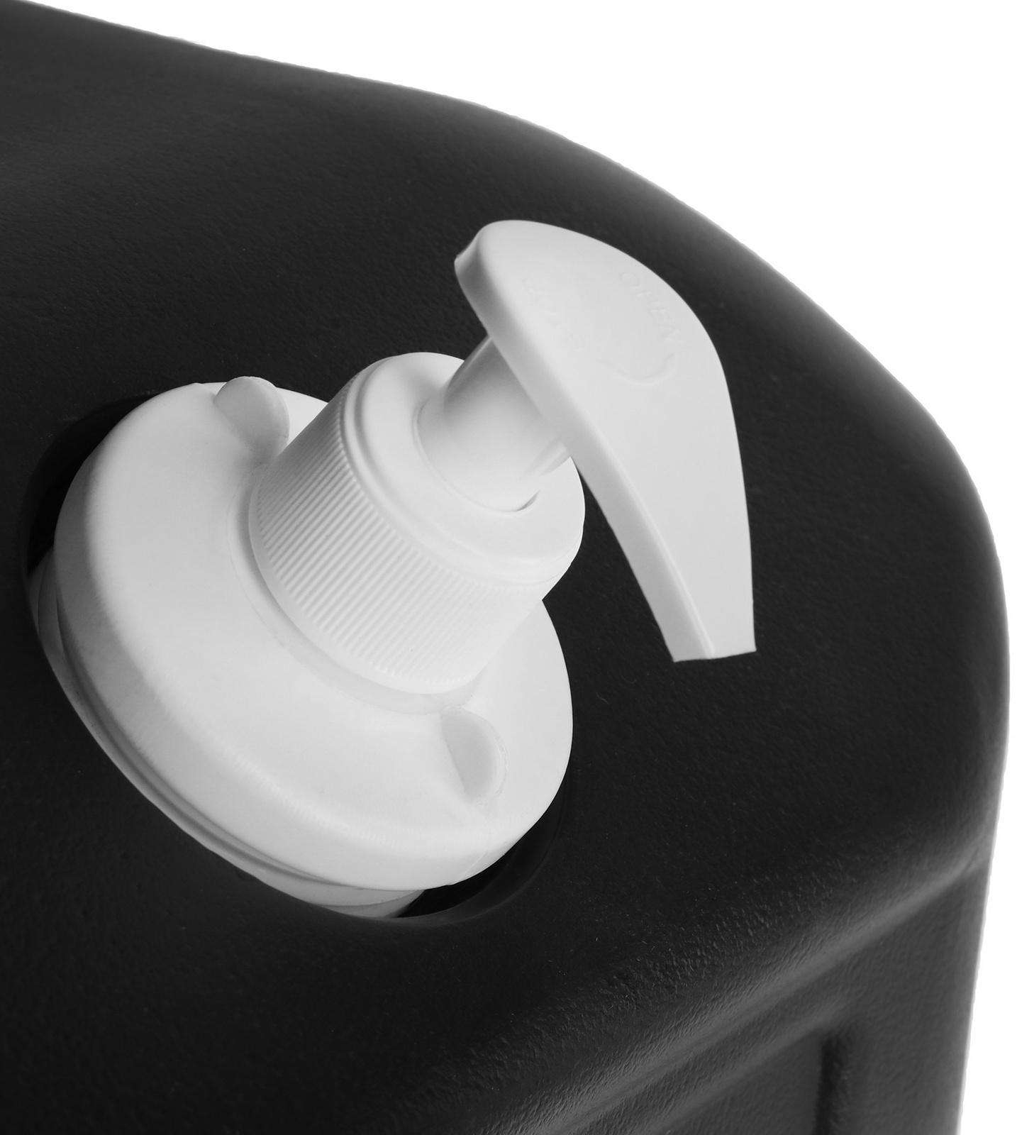 Рукомойник на полуприцеп 30 л, черный, мыльница с дозатором, ТТ-РК-30