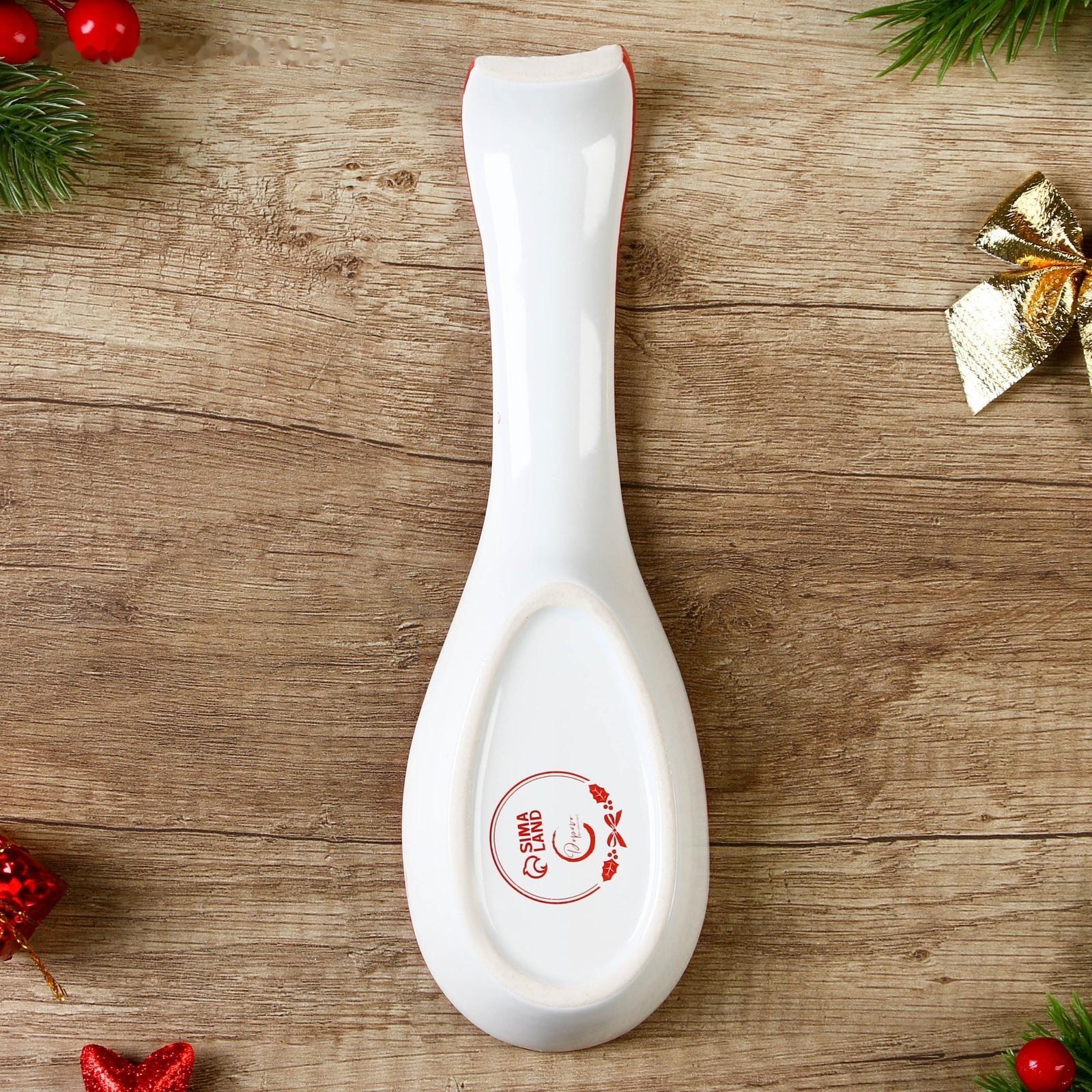 Подставка под ложку «Избушка», 7 х 22.3 см