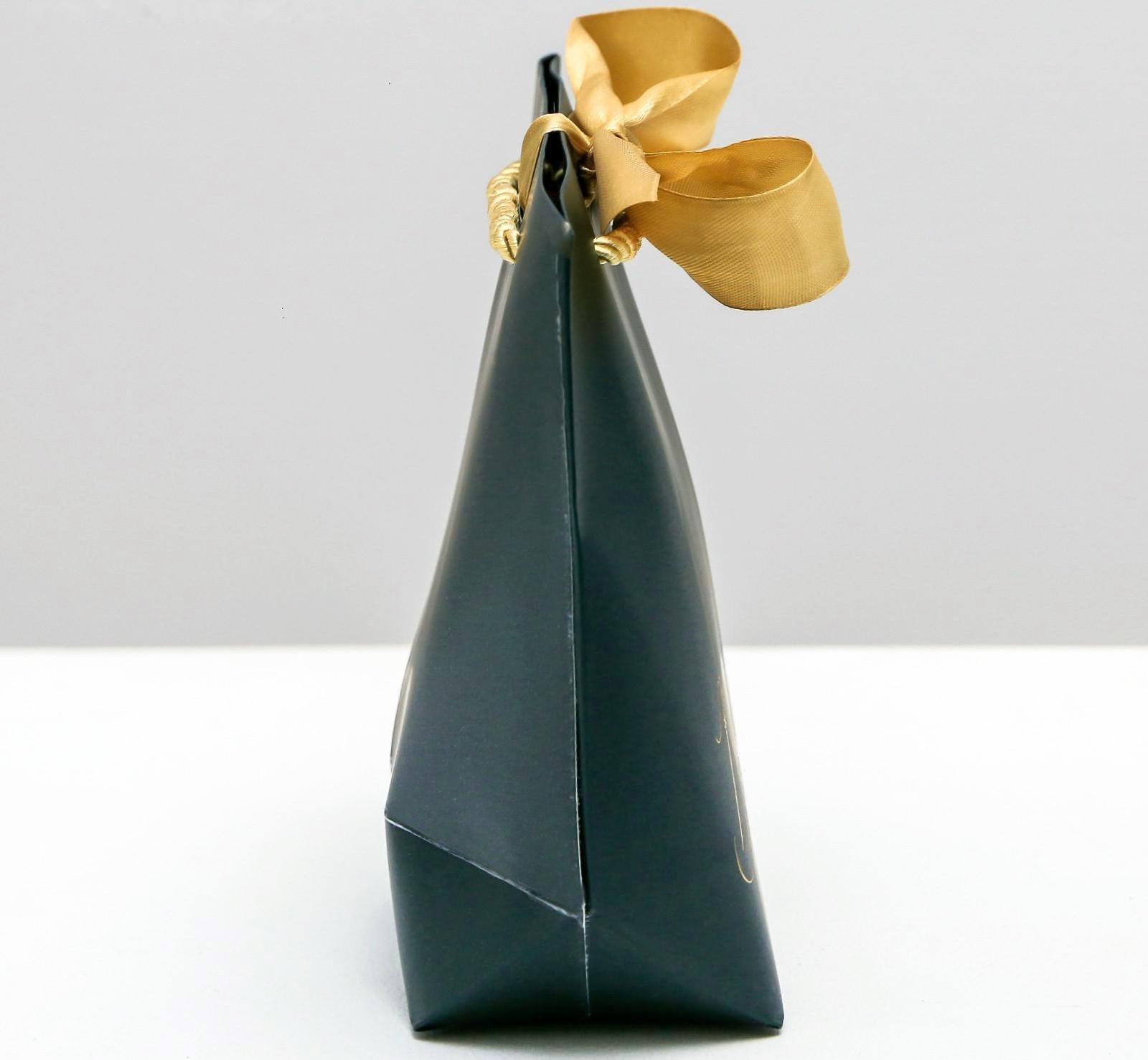 Пакет подарочный Best wishes, 14 х 17 х 7 см