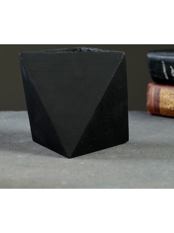 Кашпо бетонное 