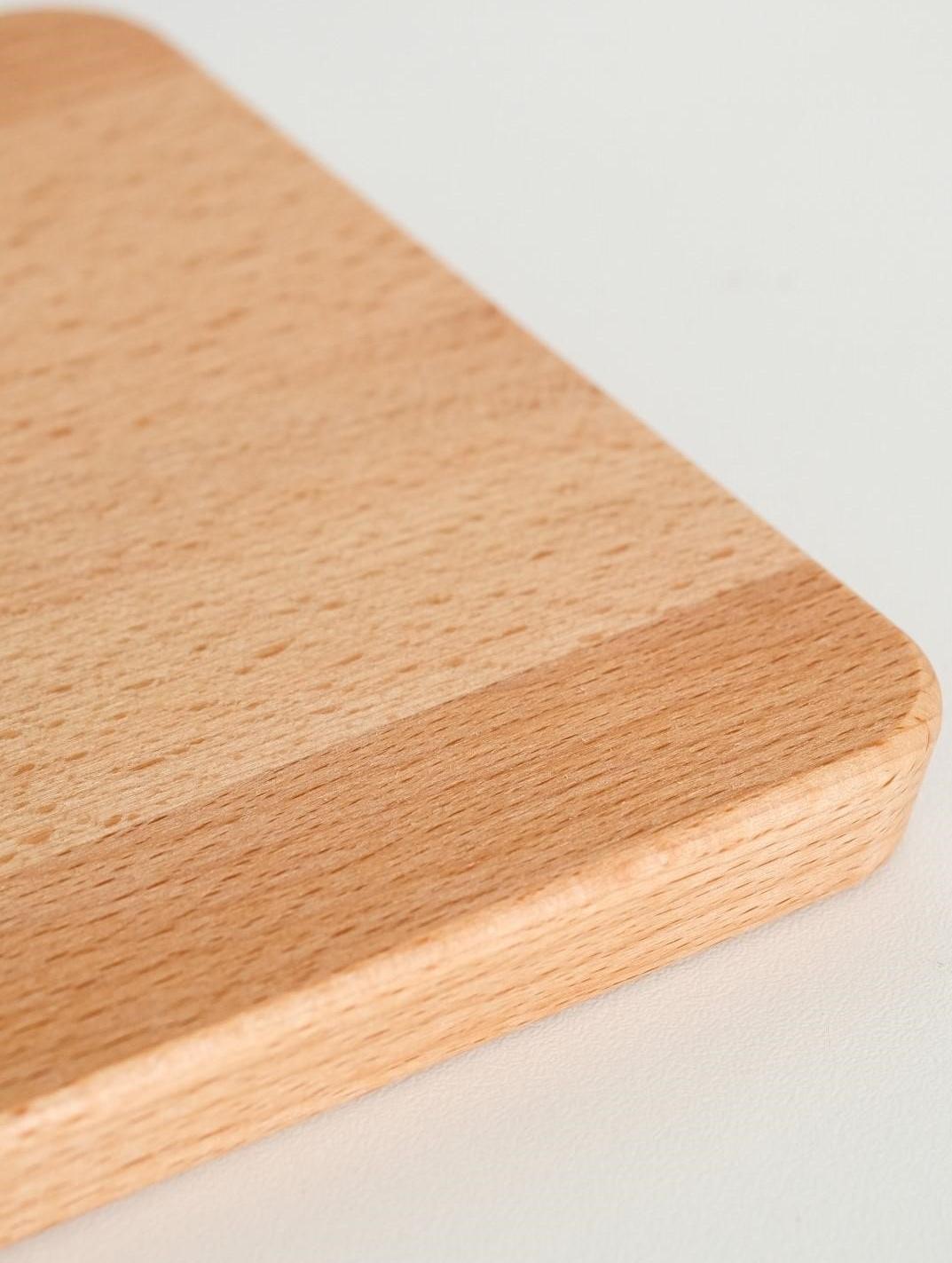 Доска разделочная и сервировочная  деревянная 