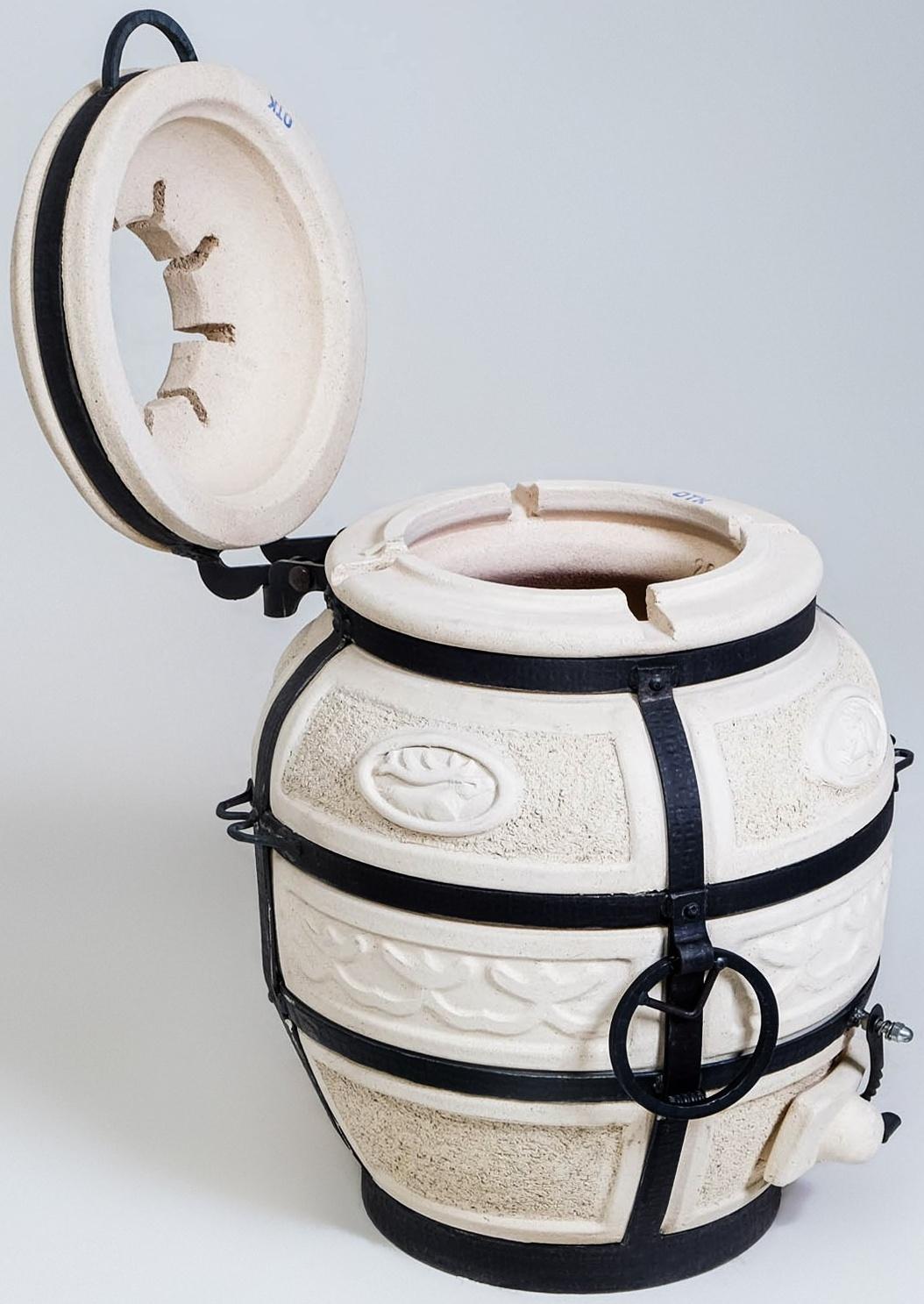 Тандыр Охотник c откидной крышкой, H-73 см, D-50 см, 82,5 кг, 8 шампуров, кочерга, совок