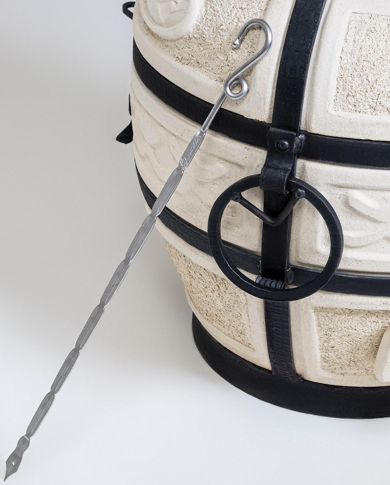 Тандыр Охотник c откидной крышкой, H-73 см, D-50 см, 82,5 кг, 8 шампуров, кочерга, совок