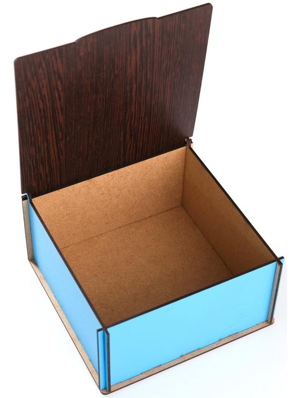 Коробка подарочная 