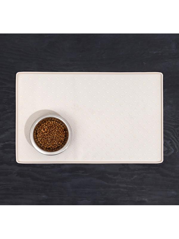 Коврик силиконовый под миску с текстурой, 48 х 30 см, кремовый