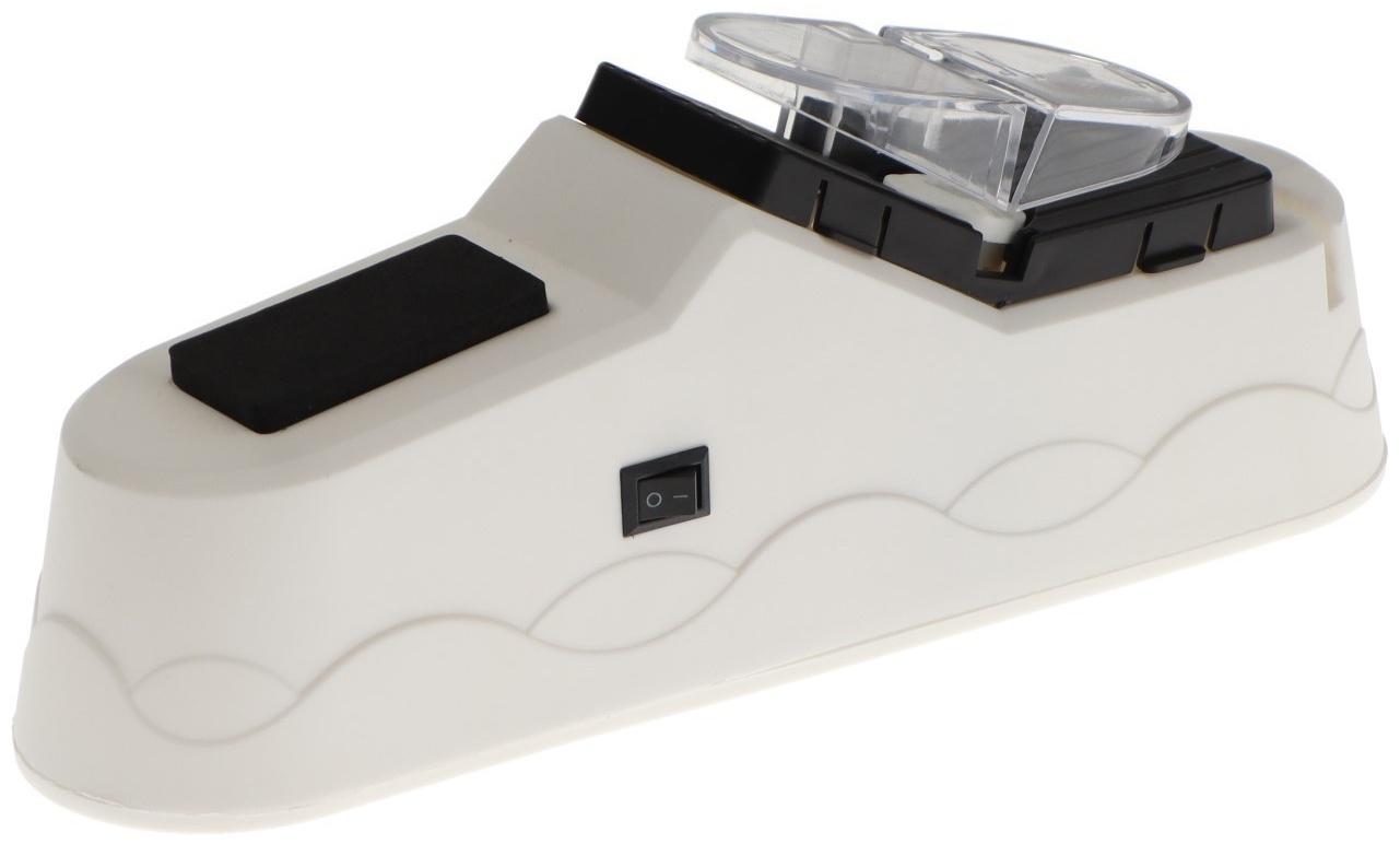 Ножеточка LuazON LTE-002, электрическая, для ножей/ножниц/отверток, 60 Вт, USB, белая