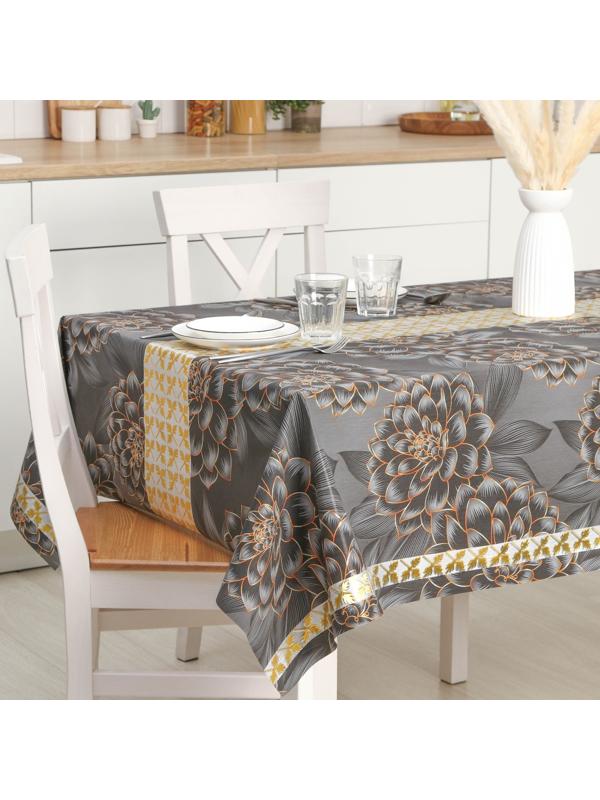 Клеёнка на стол на тканевой основе «В саду», рулон 20 метров, ширина 137 см, толщина 0,2 мм, цвет чёрный