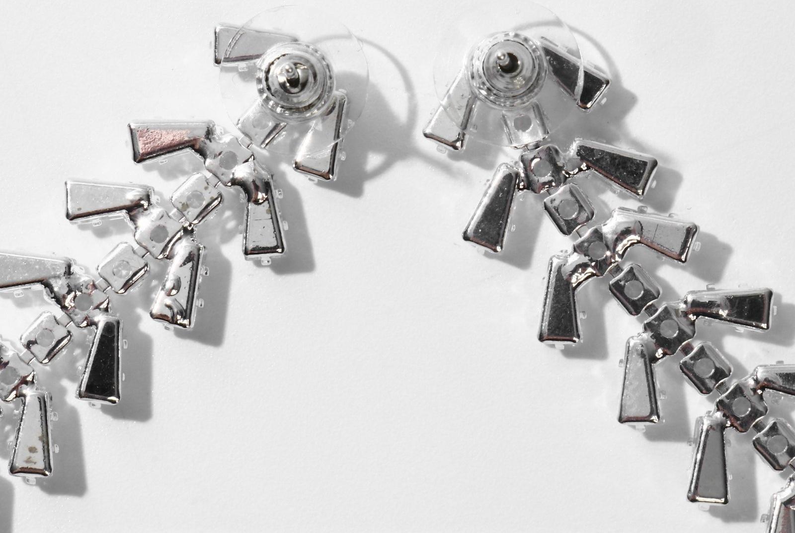 Серьги висячие со стразами 