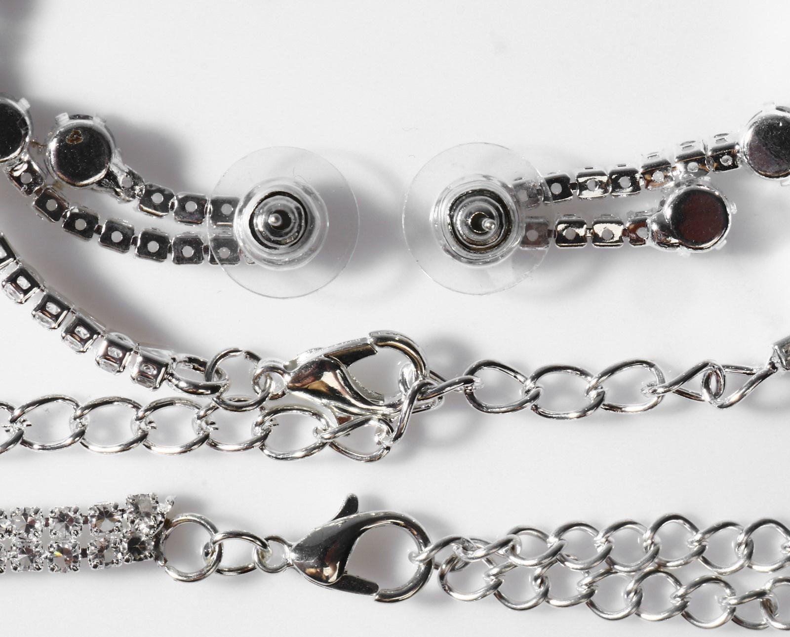 Набор 4 предмета: серьги, колье, браслет, кольцо 