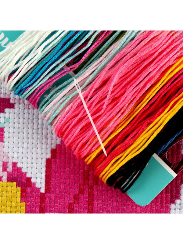 Вышивка крестиком «Сказочная кошечка», 15 х 15 см