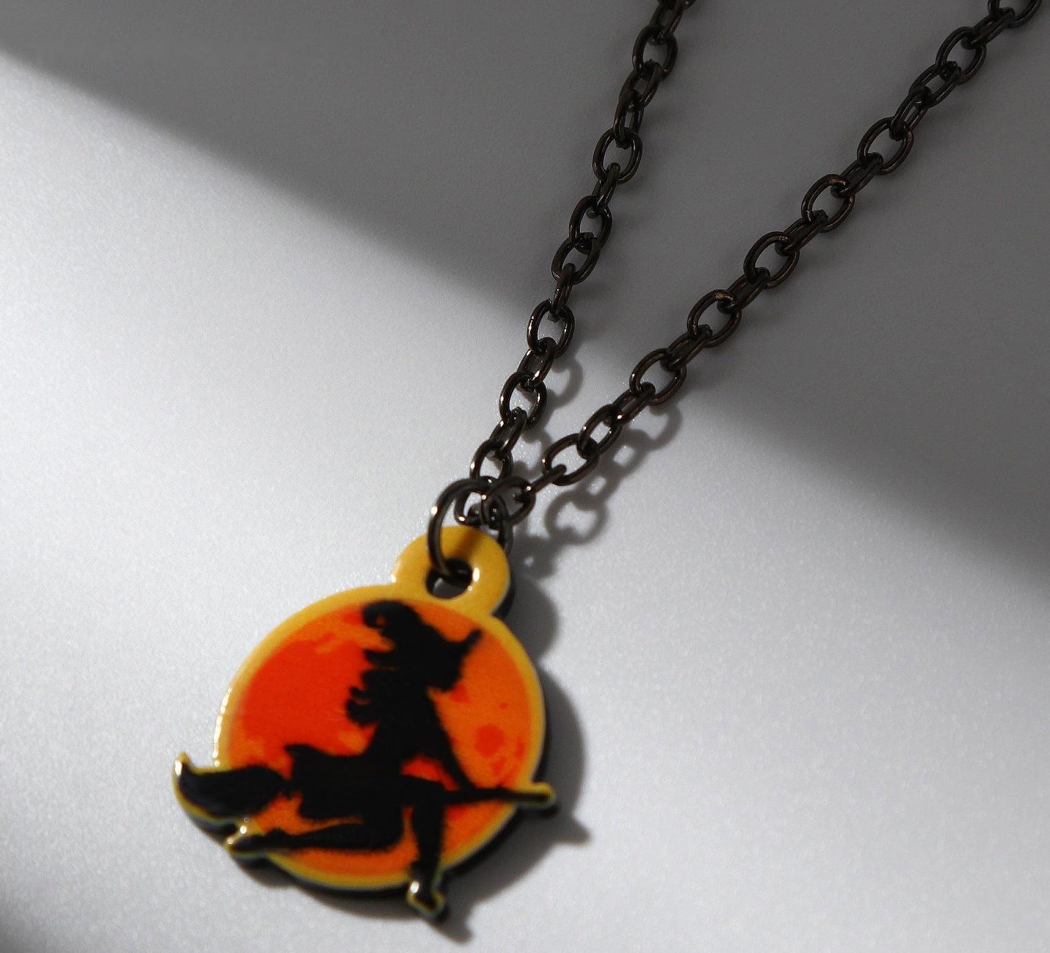 Подвеска на цепочке 