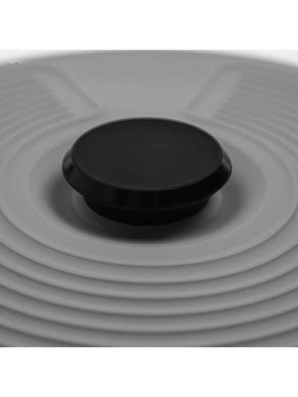 Силиконовая универсальная крышка Доляна, d=27,5 см, цвет серый