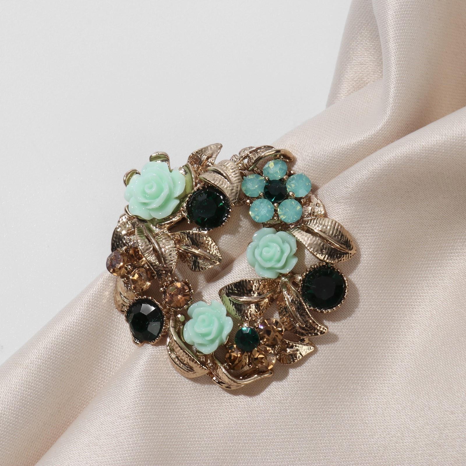 Зажим для платка 