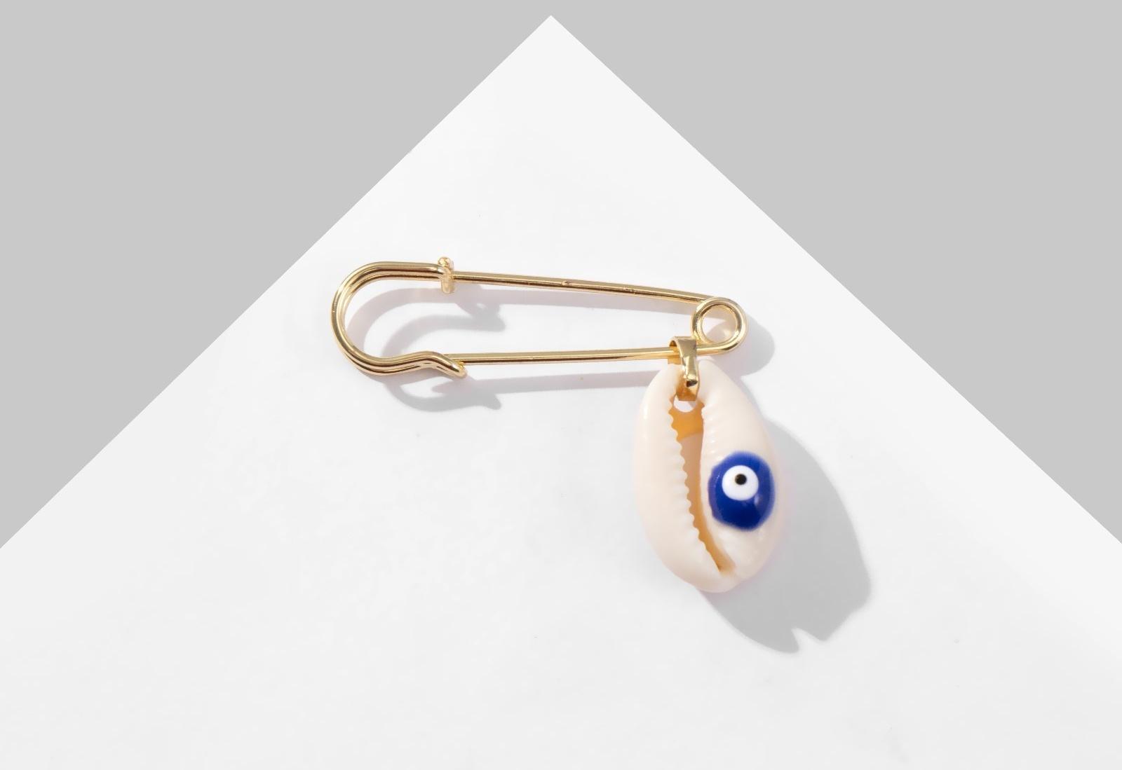 Булавка-оберег 