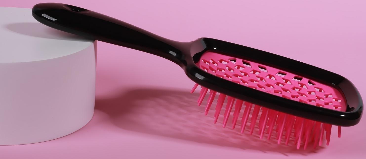 Расчёска массажная, широкая, вентилируемая, 8,5 × 20,5 см, PVC коробка, цвет чёрный/розовый