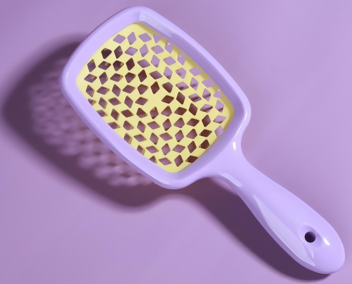 Расчёска массажная, широкая, вентилируемая, 8,5 × 20,5 см, PVC коробка, цвет сиреневый/жёлтый