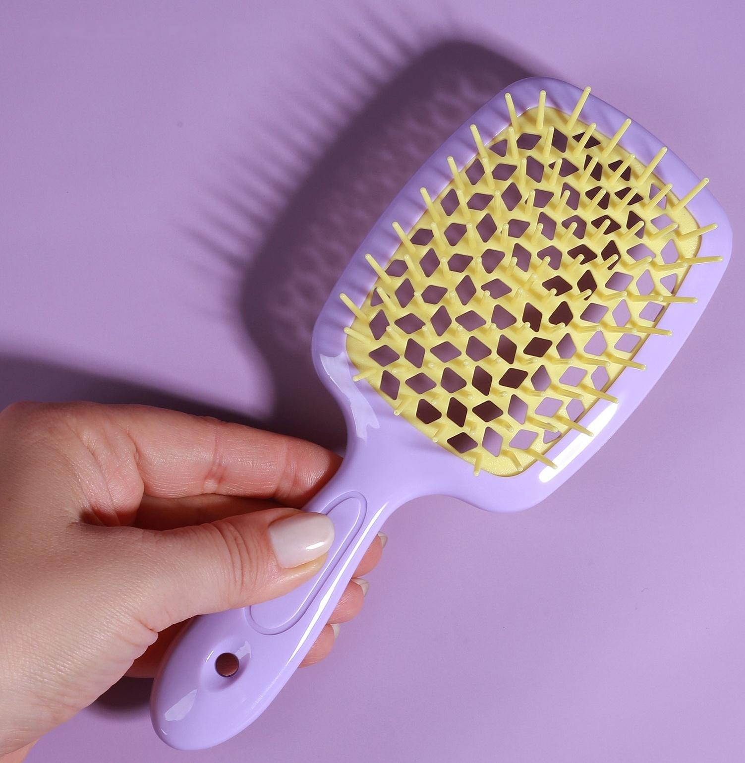 Расчёска массажная, широкая, вентилируемая, 8,5 × 20,5 см, PVC коробка, цвет сиреневый/жёлтый