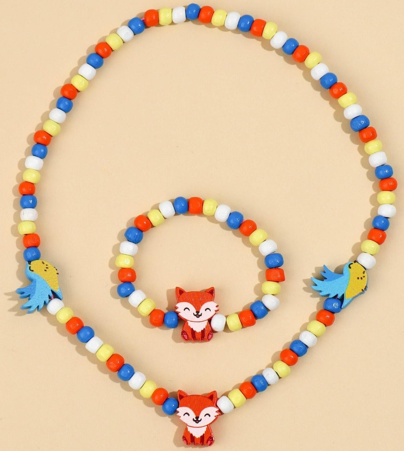 Набор браслет и бусы 